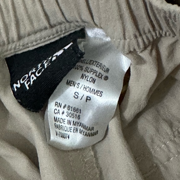 The North Face Cargo & Transformer Khaki Pants - Picture 4 of 6